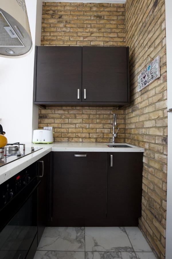 Large 2 Beds Flat Overlooking Clapham Common Park London Exterior photo